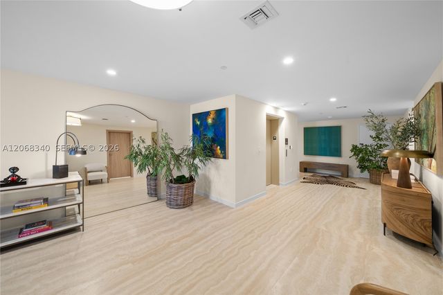 1135 103rd St PH2, Bay Harbor Islands, FL 33154