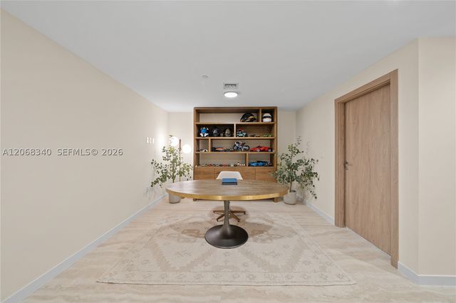 1135 103rd St PH2, Bay Harbor Islands, FL 33154