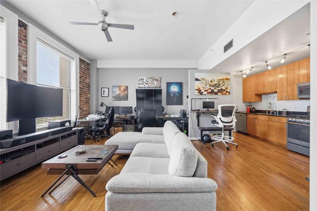 915 Franklin Street 4G, Houston, TX 77002