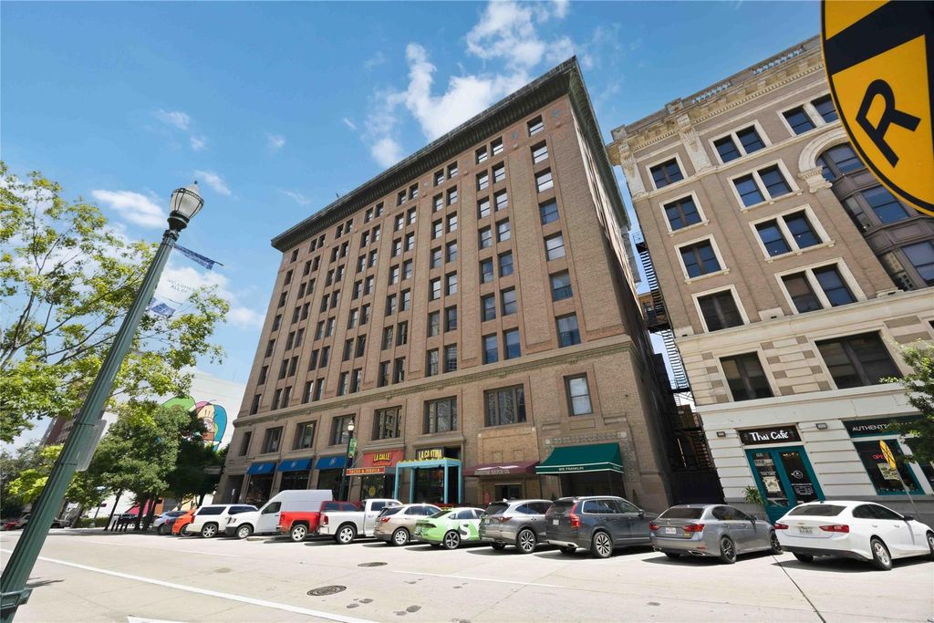 915 Franklin Street 4G, Houston, TX 77002