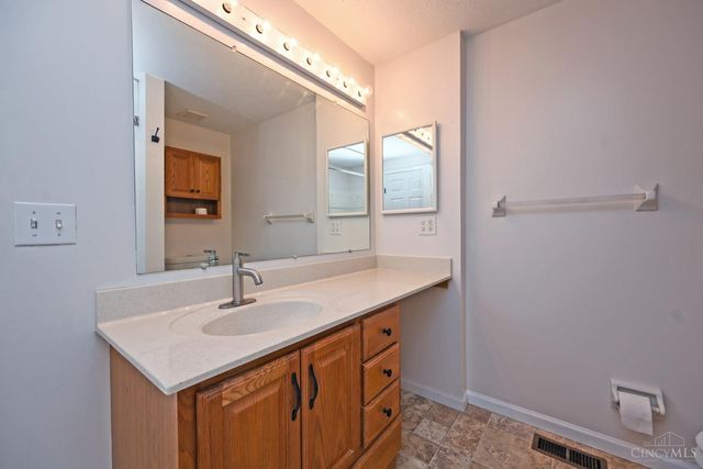 1055 Stratford Court, Loveland, OH 45140