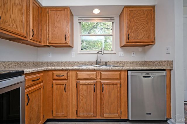 1055 Stratford Court, Loveland, OH 45140