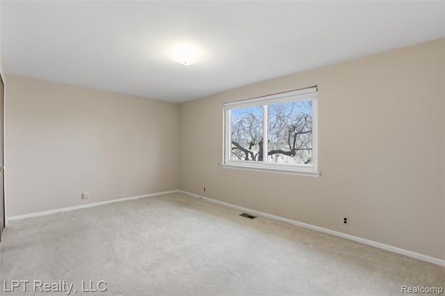 6378 Emerald Lake Drive, Troy, MI 48085