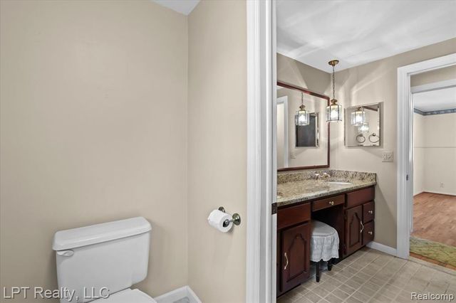 6378 Emerald Lake Drive, Troy, MI 48085