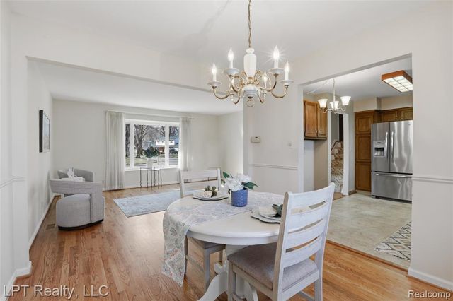 6378 Emerald Lake Drive, Troy, MI 48085