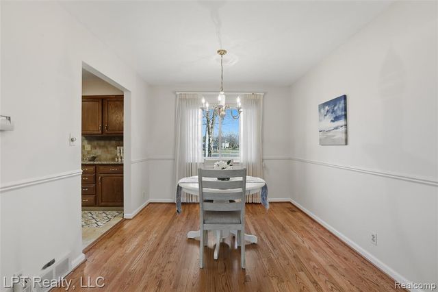 6378 Emerald Lake Drive, Troy, MI 48085