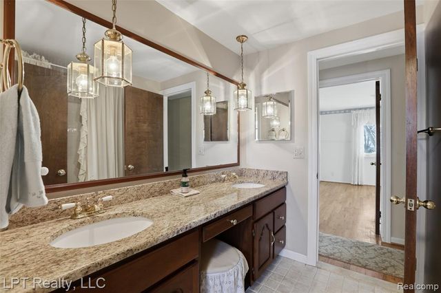 6378 Emerald Lake Drive, Troy, MI 48085