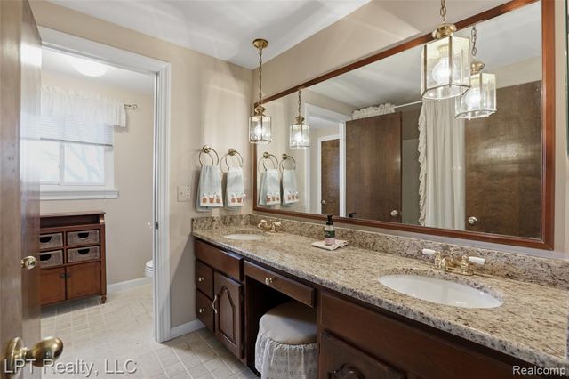 6378 Emerald Lake Drive, Troy, MI 48085