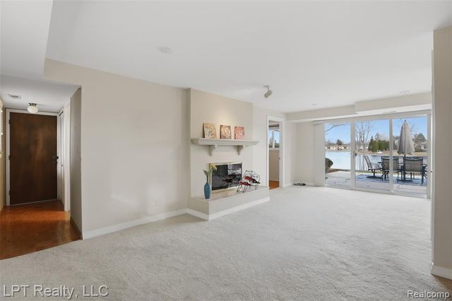 6378 Emerald Lake Drive, Troy, MI 48085