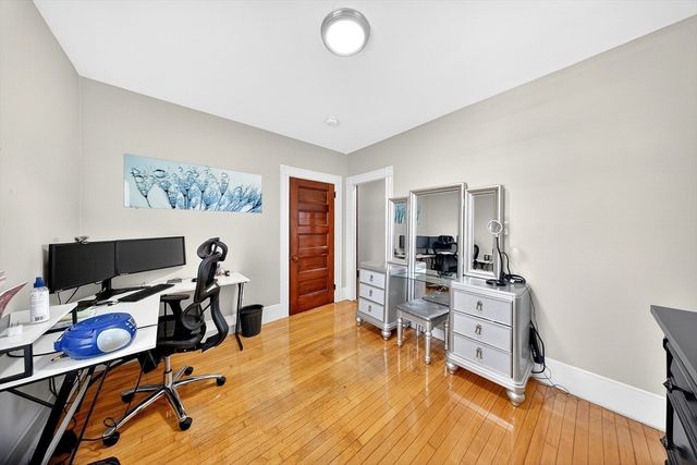 710 High St, Fall River, MA 02720
