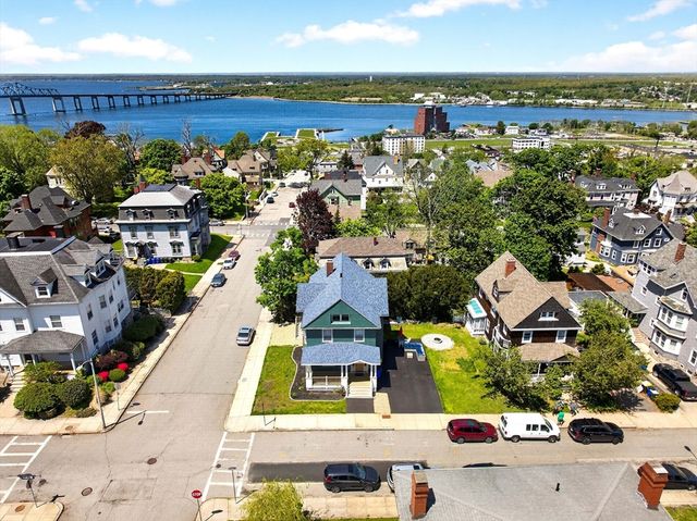 710 High St, Fall River, MA 02720