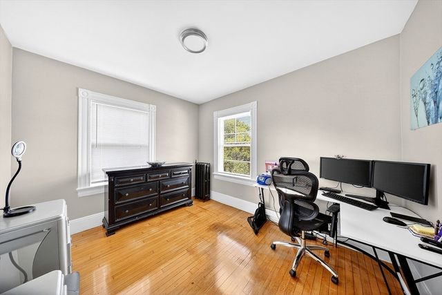 710 High St, Fall River, MA 02720