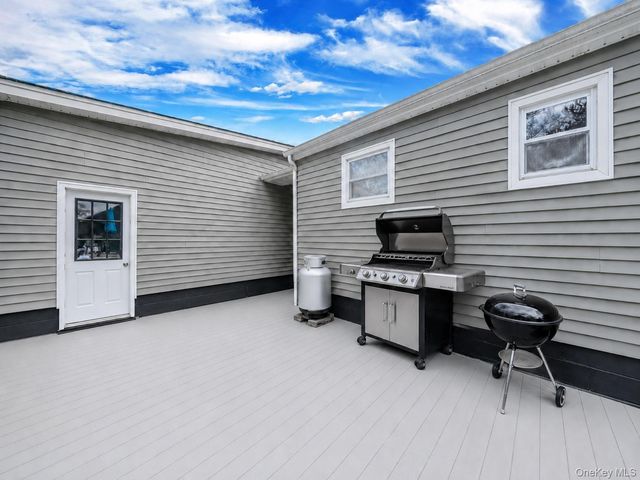 19 Cypress Lane, Shirley, NY 11967