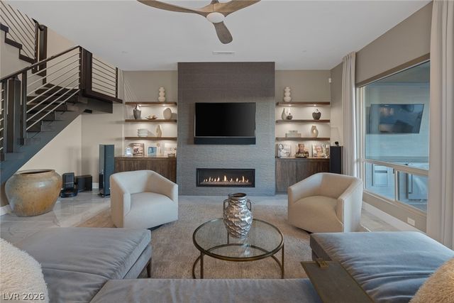 2171 King Crest Court, Henderson, NV 89052