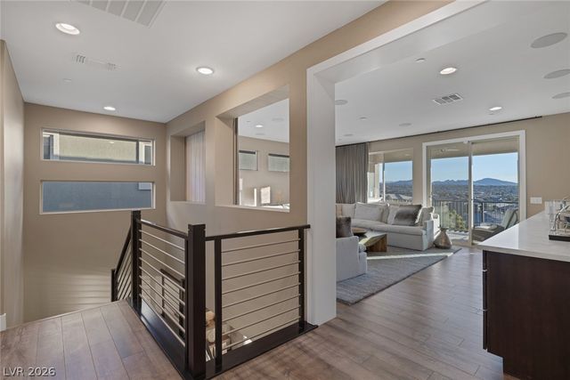 2171 King Crest Court, Henderson, NV 89052