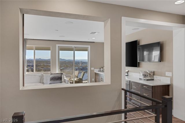 2171 King Crest Court, Henderson, NV 89052