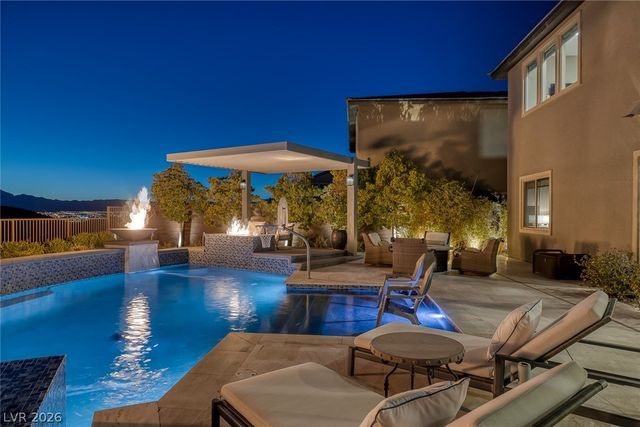 2171 King Crest Court, Henderson, NV 89052