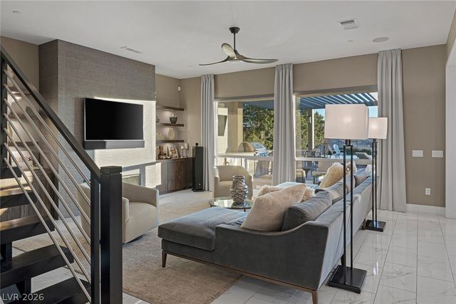 2171 King Crest Court, Henderson, NV 89052