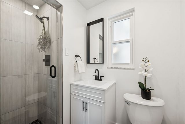 490 Old Clairton Rd, Jefferson Hills, PA 15236