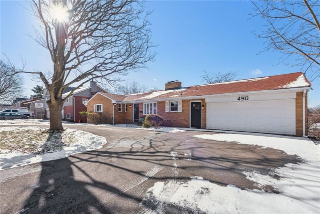 490 Old Clairton Rd, Jefferson Hills, PA 15236