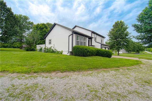 8720 NE 149th Street, Liberty, MO 64068
