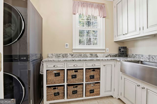 1302 Layor Court, Peachtree City, GA 30269