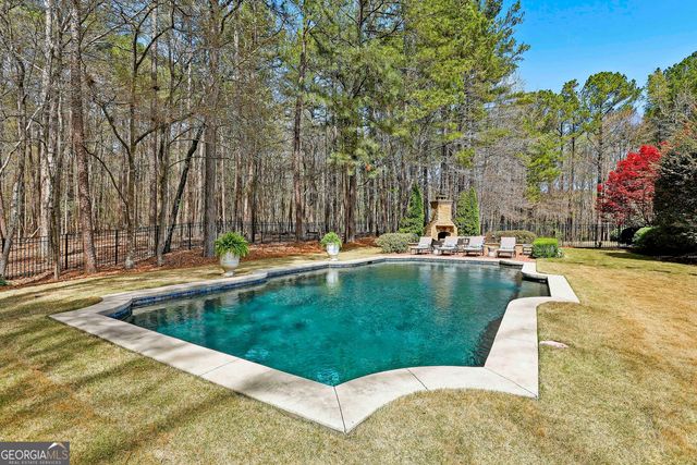 1302 Layor Court, Peachtree City, GA 30269