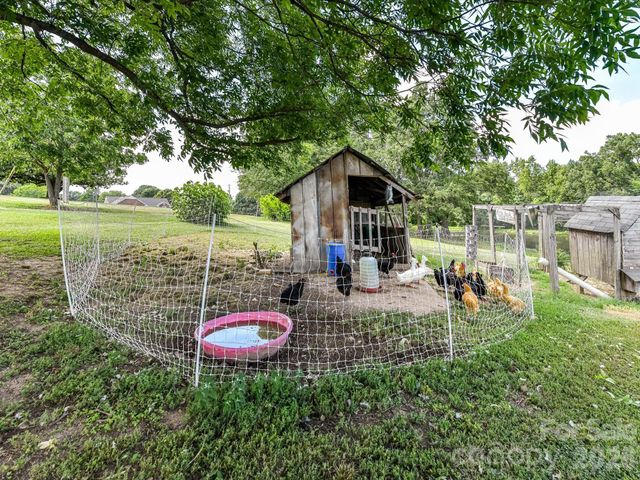 5710 Lander Benton Road, Unionville, NC 28110