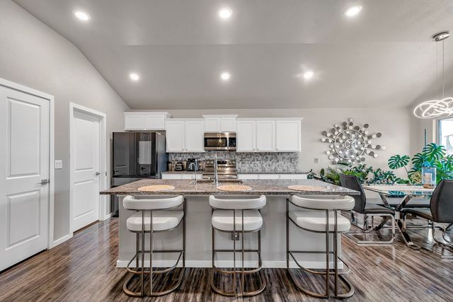 2704 Southwest St, Midland, TX 79705