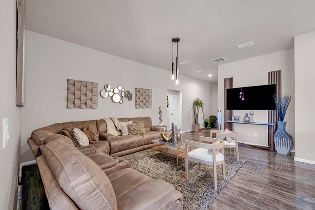 2704 Southwest St, Midland, TX 79705