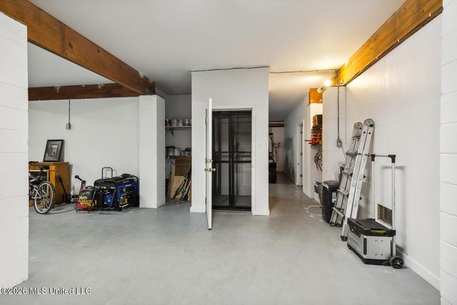 248 Lovers Lane, Ocean Springs, LA 39564