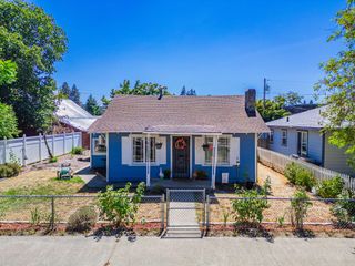 229 SW J Street, Grants Pass, OR 97526