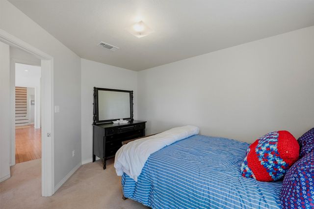 102 Mohawk Cove, Lake Kiowa, TX 76240