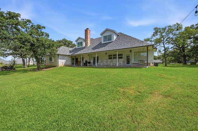 102 Mohawk Cove, Lake Kiowa, TX 76240