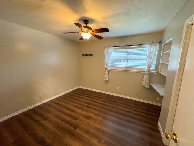 1213 Idlewood Drive, Sherman, TX 75092