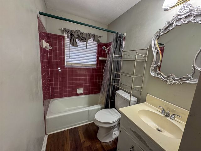 1213 Idlewood Drive, Sherman, TX 75092