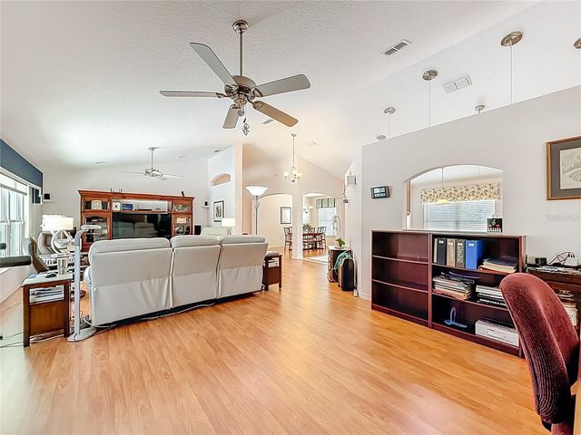 9451 NE 12TH COURT, Ocala, FL 34479