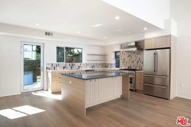 4143 Madison Avenue, Culver City, CA 90232