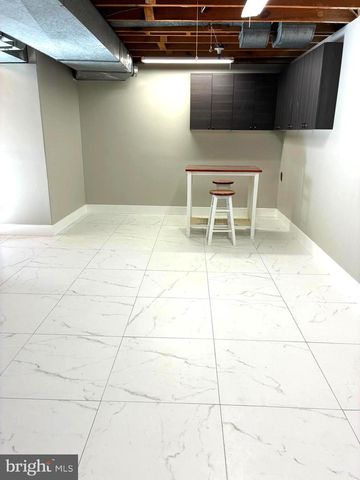 4122 BERRITT ST, Fairfax, VA 22030
