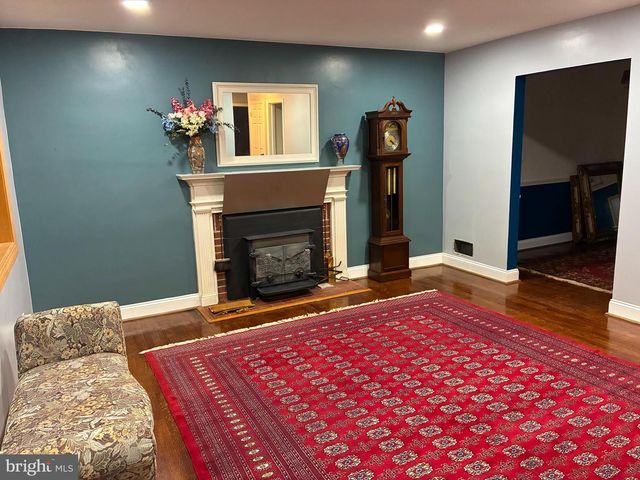4122 BERRITT ST, Fairfax, VA 22030