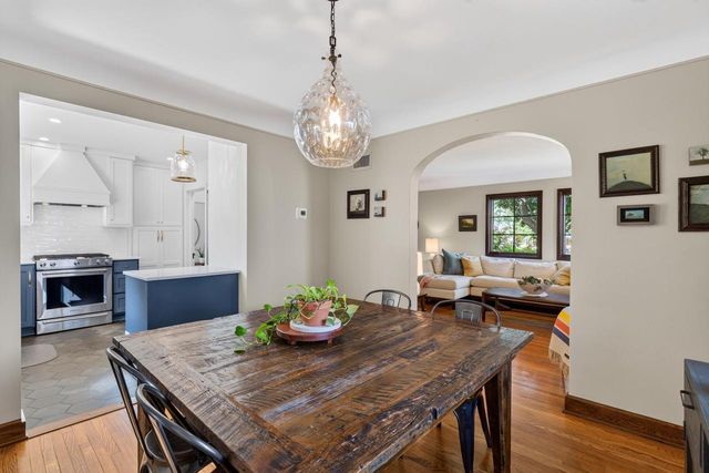 321 Kensington Drive, Madison, WI 53704