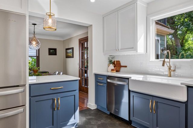 321 Kensington Drive, Madison, WI 53704