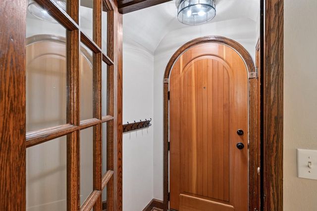 321 Kensington Drive, Madison, WI 53704
