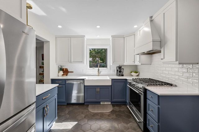 321 Kensington Drive, Madison, WI 53704