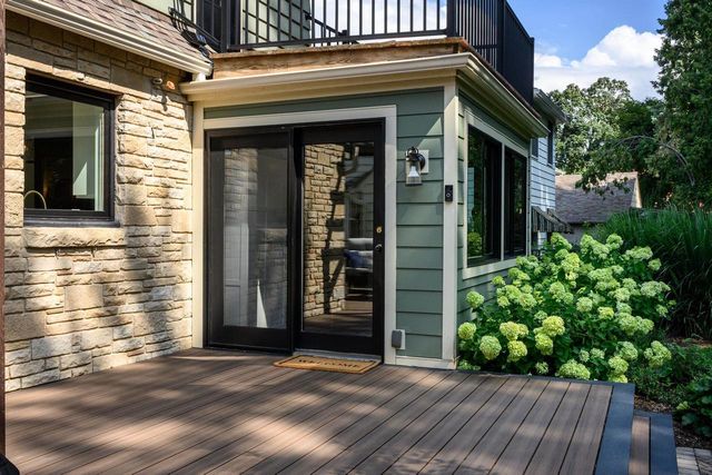 321 Kensington Drive, Madison, WI 53704