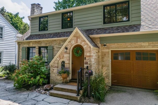 321 Kensington Drive, Madison, WI 53704