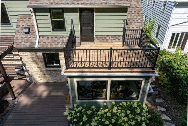 321 Kensington Drive, Madison, WI 53704