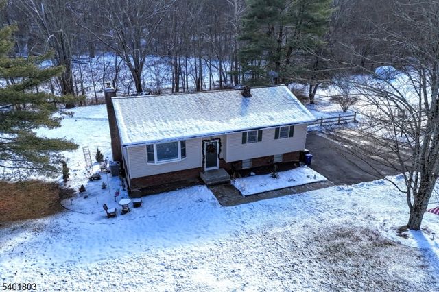 76 County Road 521, Hampton Twp., NJ 07860