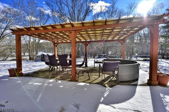 76 County Road 521, Hampton Twp., NJ 07860