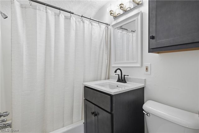 1464 E 248th Street, Euclid, OH 44117